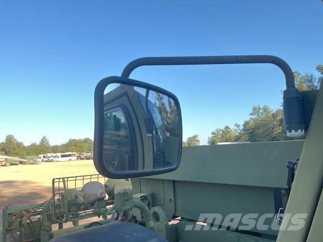 Oshkosh MMV 3 مناولات متداخلة