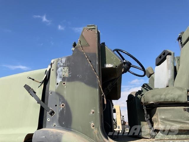 Oshkosh MTVR شاحنات ذات هيكل صندوقي
