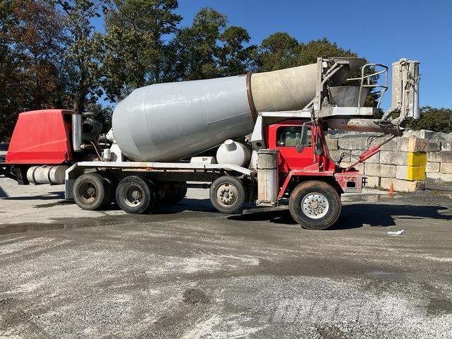 Oshkosh S-2146 شاحنات أخرى