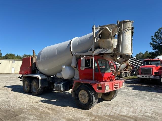 Oshkosh S-2346 شاحنات أخرى