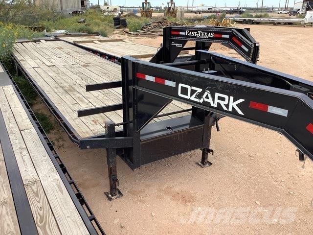 Ozark  مقطورات مركبات نقل