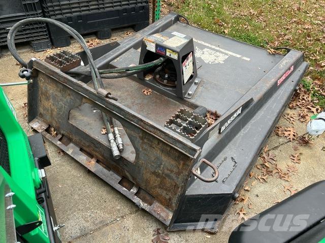 PALADIN GSS60 جزازات وأغطية المراعي