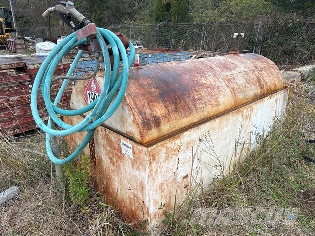  Pee Dee صهاريج الوقود والصهاريج الإضافية