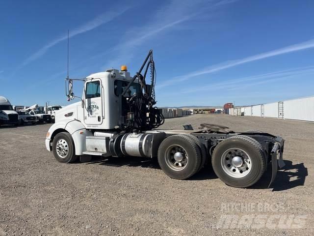 Peterbilt  وحدات الجر