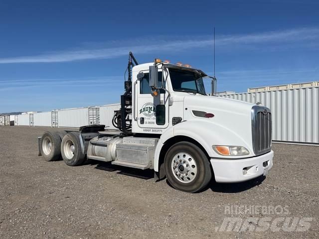 Peterbilt  وحدات الجر