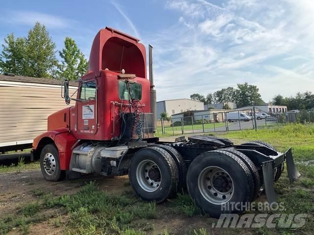 Peterbilt  وحدات الجر