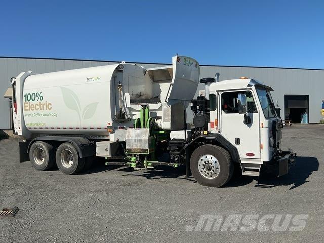 Peterbilt  شاحنات المخلفات