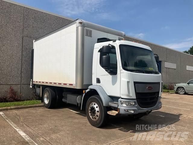 Peterbilt 220 شاحنات ذات هيكل صندوقي