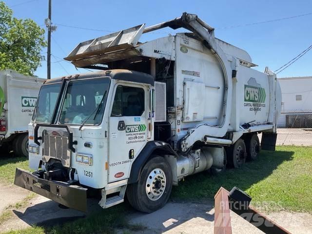Peterbilt 320 شاحنات المخلفات