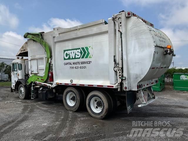 Peterbilt 320 شاحنات المخلفات