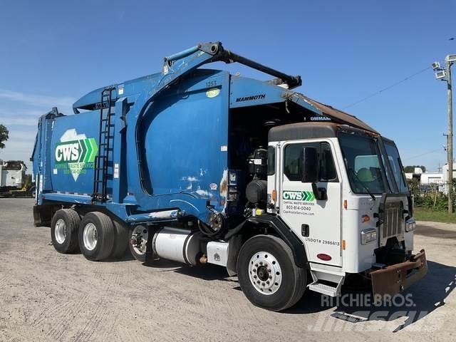 Peterbilt 320 شاحنات المخلفات