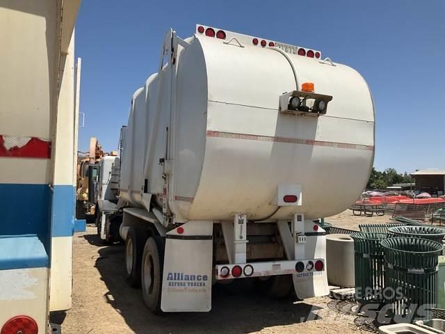 Peterbilt 320 شاحنات المخلفات