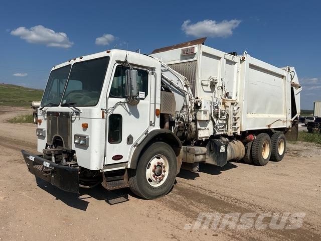 Peterbilt 320 شاحنات المخلفات
