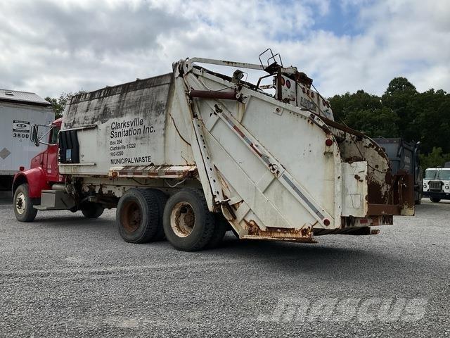 Peterbilt 330 شاحنات المخلفات