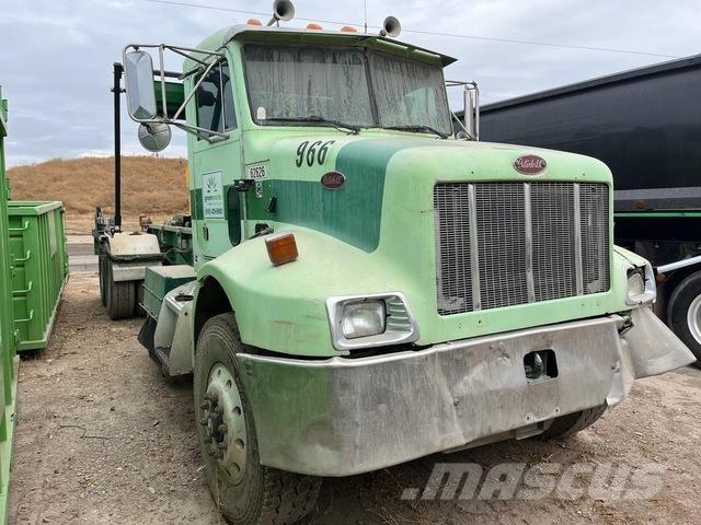 Peterbilt 330 شاحنات الرافعات الخطافية