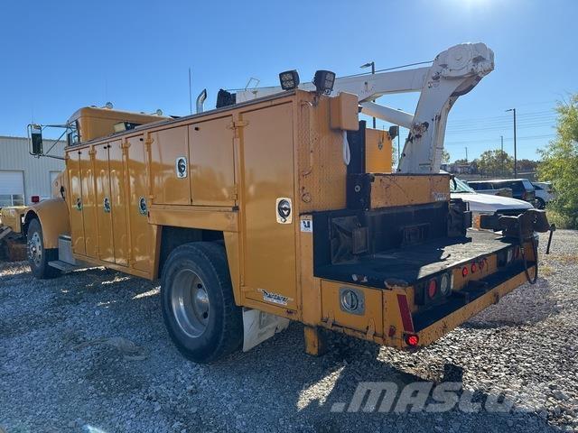 Peterbilt 330 مركبات الأغراض العامة