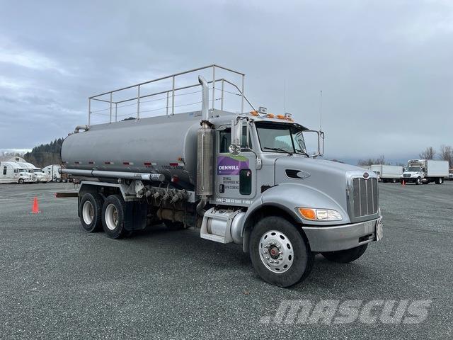 Peterbilt 335 شاحنات ذات صهاريج