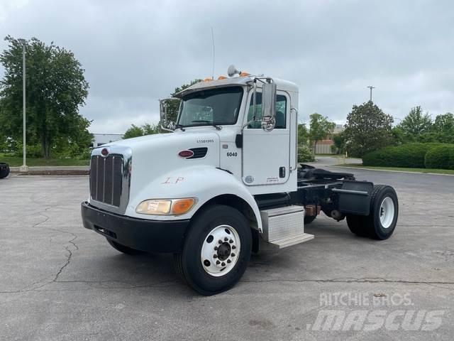 Peterbilt 337 وحدات الجر