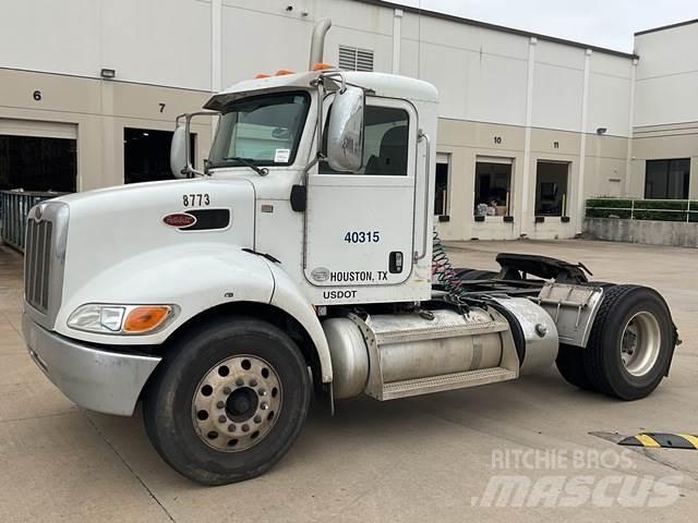 Peterbilt 337 وحدات الجر