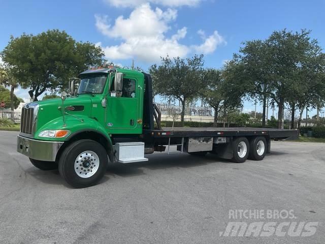Peterbilt 348 شاحنات مسطحة/مفصلية الجوانب