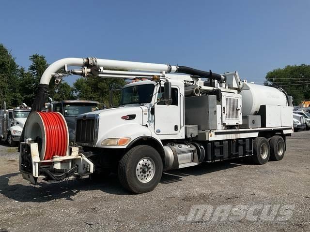 Peterbilt 348 حفارات زحافة