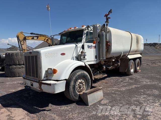 Peterbilt 357 صهاريج مياه