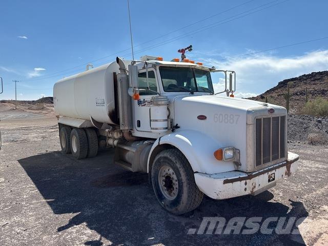 Peterbilt 357 صهاريج مياه
