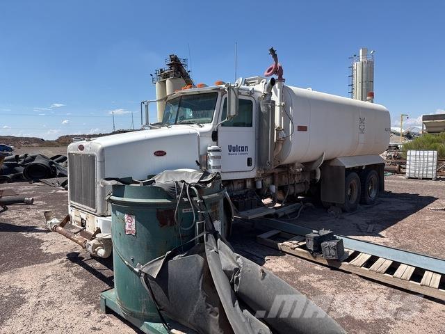 Peterbilt 357 صهاريج مياه