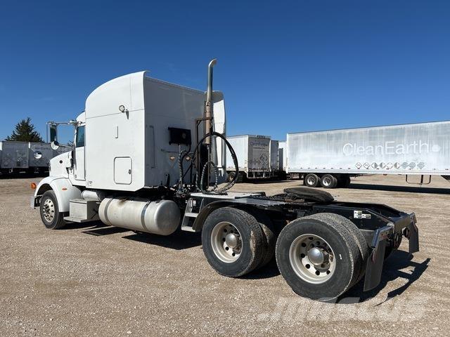 Peterbilt 365 وحدات الجر