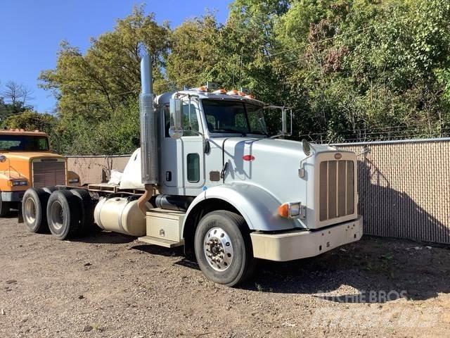 Peterbilt 365 كابينة والداخلية