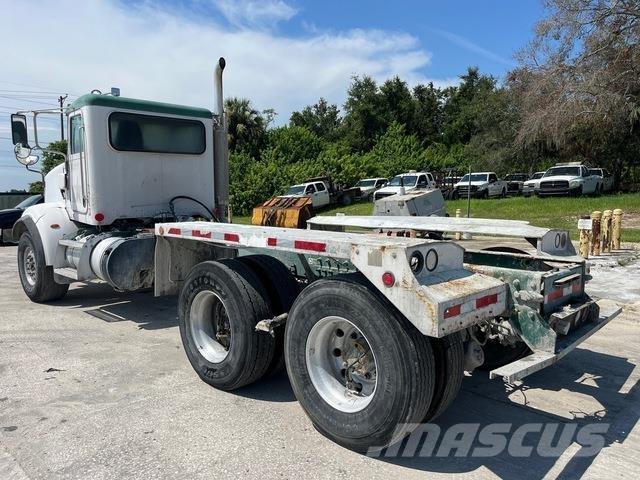 Peterbilt 365 كابينة والداخلية