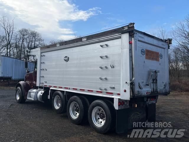 Peterbilt 367 شاحنات قلابة