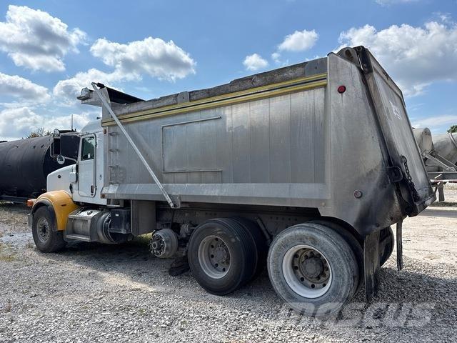 Peterbilt 367 شاحنات قلابة