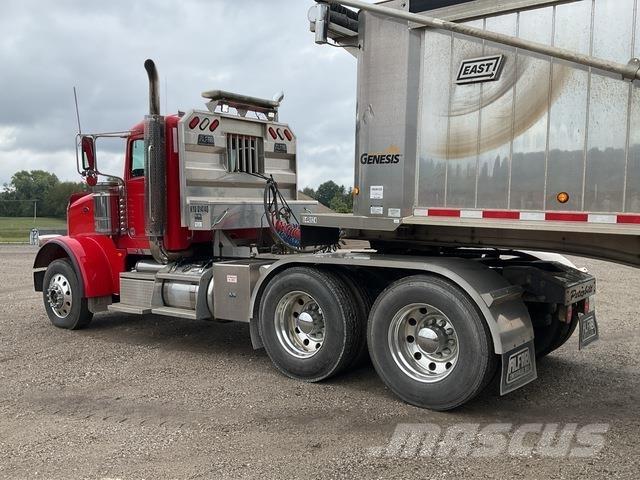 Peterbilt 367 وحدات الجر