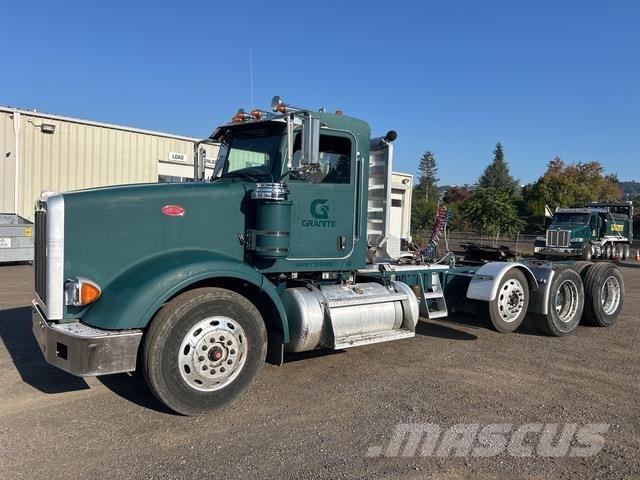 Peterbilt 367 وحدات الجر
