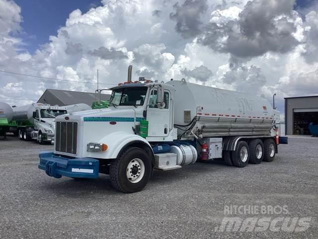 Peterbilt 378 شاحنات ذات صهاريج