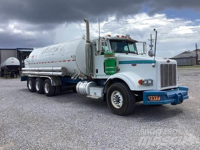 Peterbilt 378 شاحنات ذات صهاريج