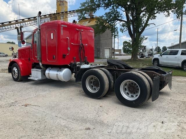 Peterbilt 378 وحدات الجر