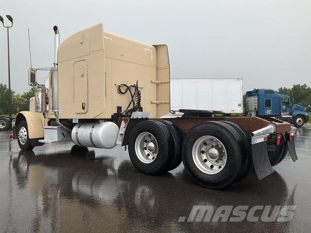 Peterbilt 379 وحدات الجر