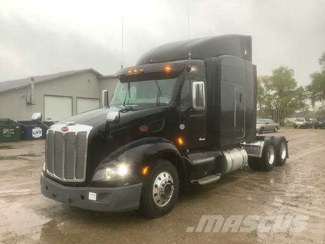 Peterbilt 379 وحدات الجر