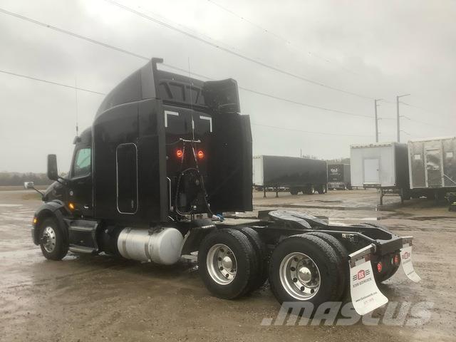 Peterbilt 379 وحدات الجر