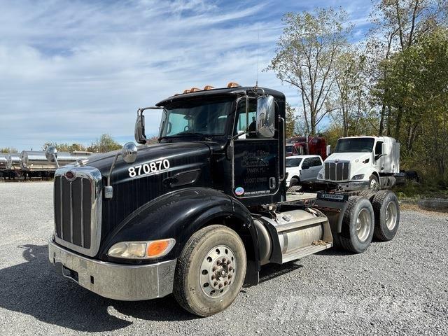 Peterbilt 384 وحدات الجر