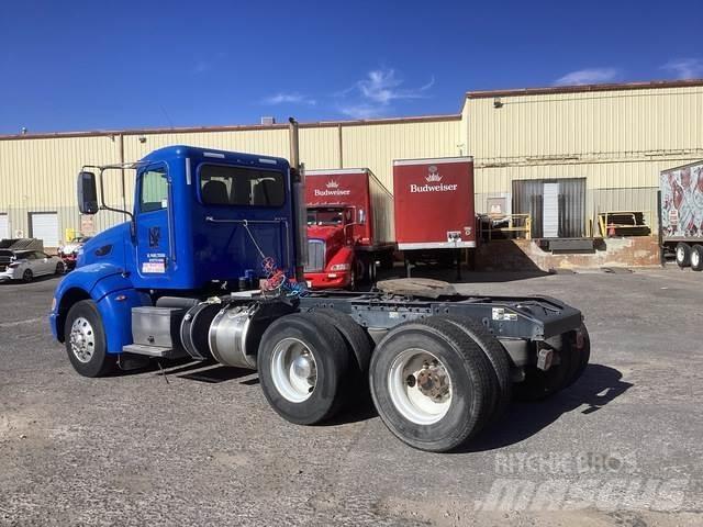 Peterbilt 386 وحدات الجر