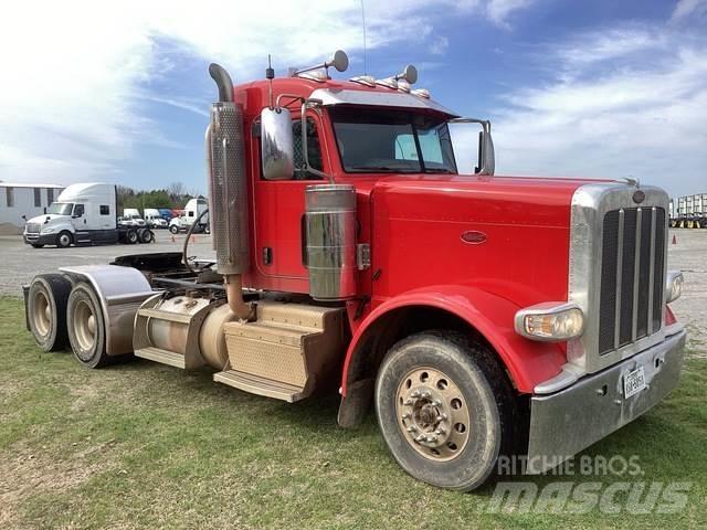 Peterbilt 388 وحدات الجر