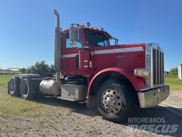 Peterbilt 388 وحدات الجر