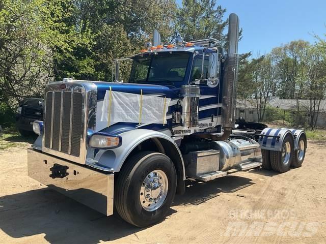 Peterbilt 388 وحدات الجر