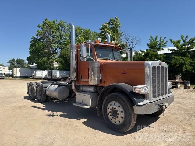 Peterbilt 388 وحدات الجر