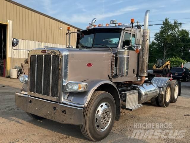 Peterbilt 388 وحدات الجر