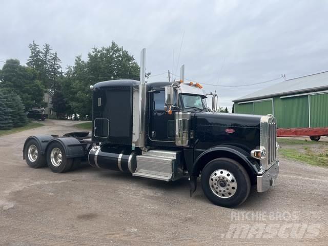 Peterbilt 388 وحدات الجر