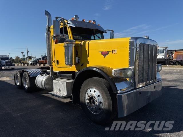 Peterbilt 388 وحدات الجر